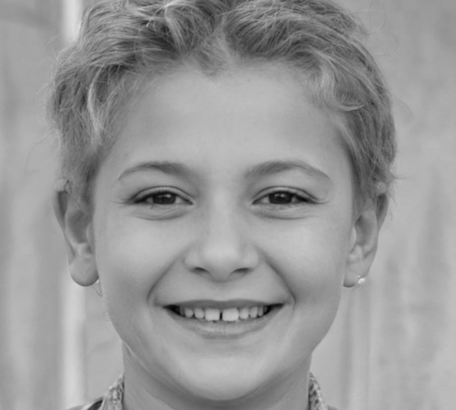 Sarah Thompson, lead financial educator